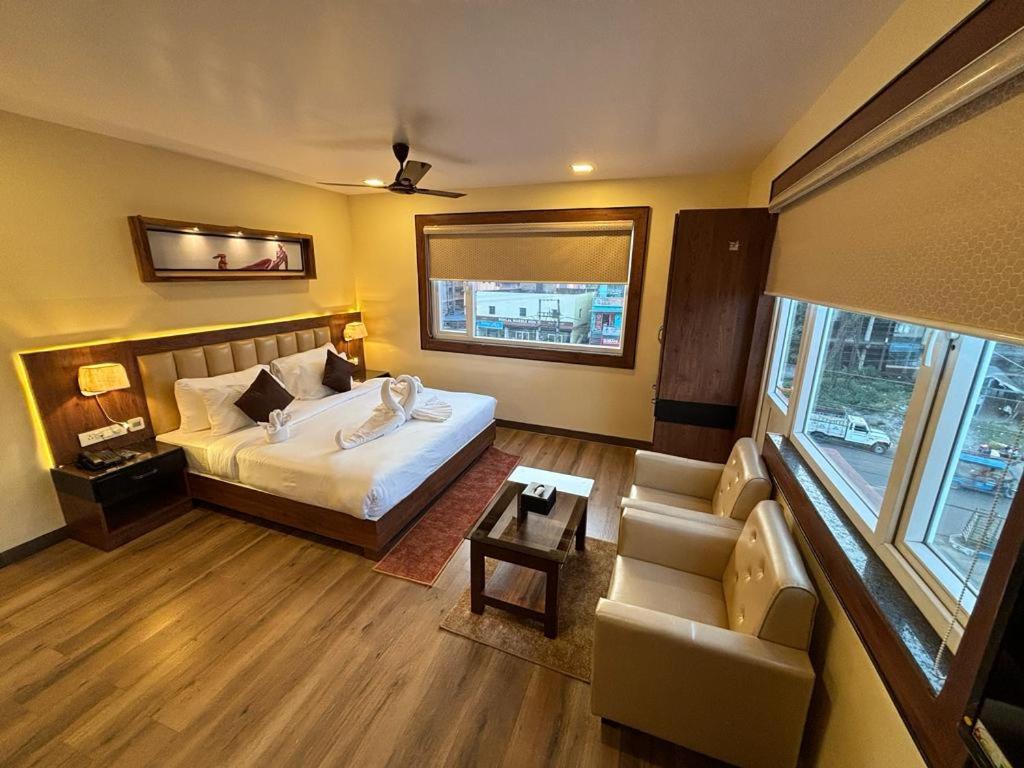 Hotel Golden Orbit Āsansol 외부 사진